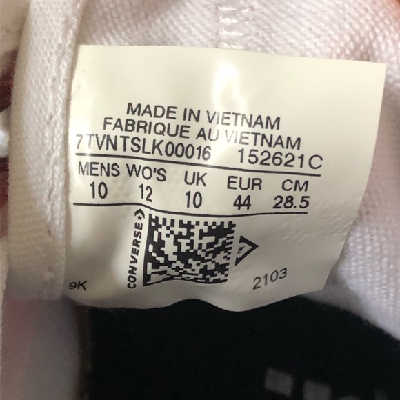 Orange Converse Women’s 12 Men’s 10 - Picture 3 of 4